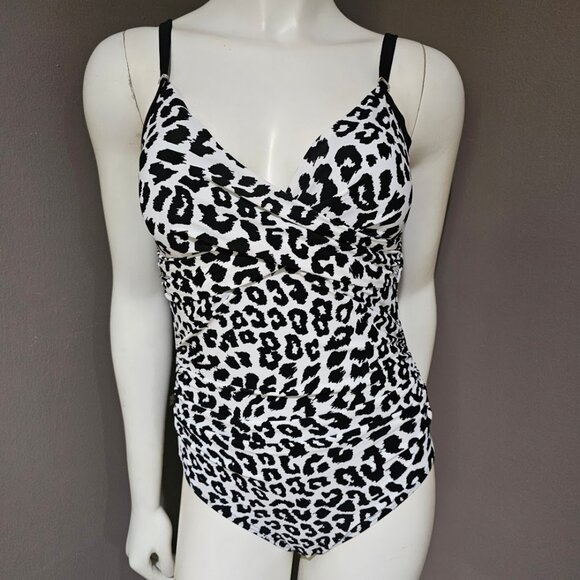 Calvin Klein Twist Tummy Control One-Piece Leopard Print - Picture 2 of 14